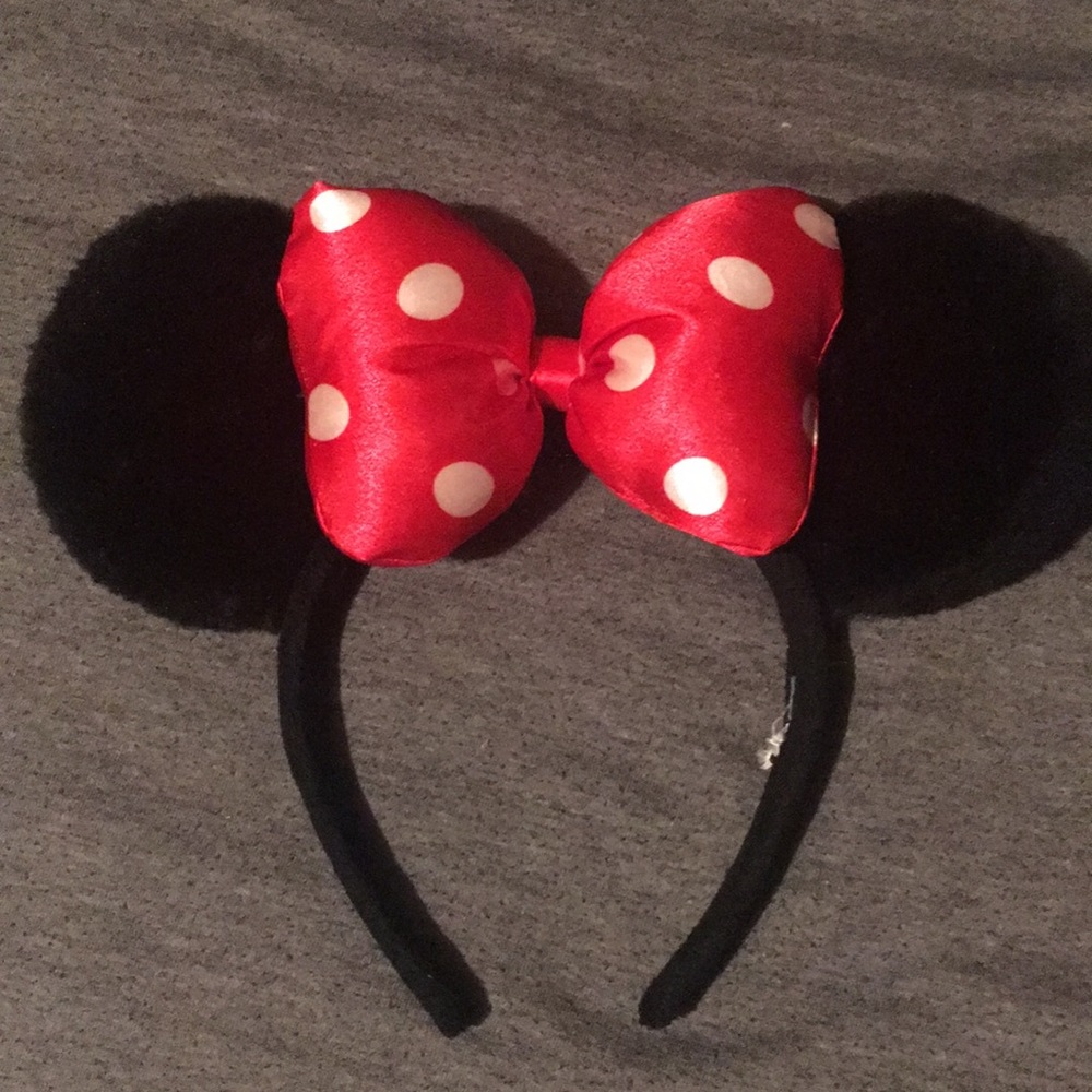 Minnie Mouse headband